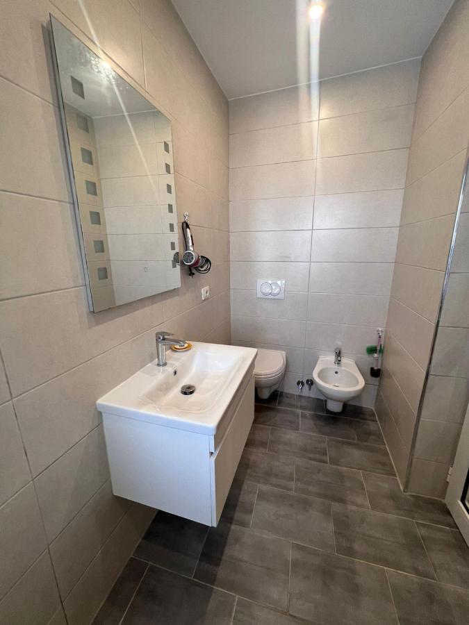 Vila Rexhepaj Vlore Exterior photo